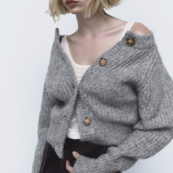 Zara Gray Button-Up Cardigan - Picture 3 of 6